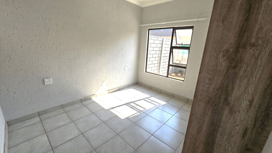 2 Bedroom Property for Sale in Melodie North West